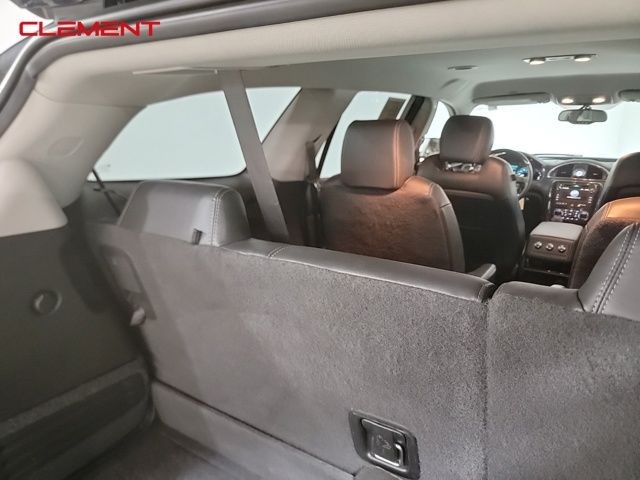 Buick Enclave Vehicle Image 27