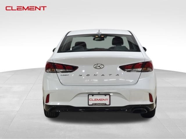 Hyundai Sonata Vehicle Image 07