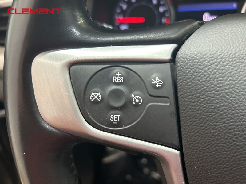 GMC Acadia Vehicle Image 19