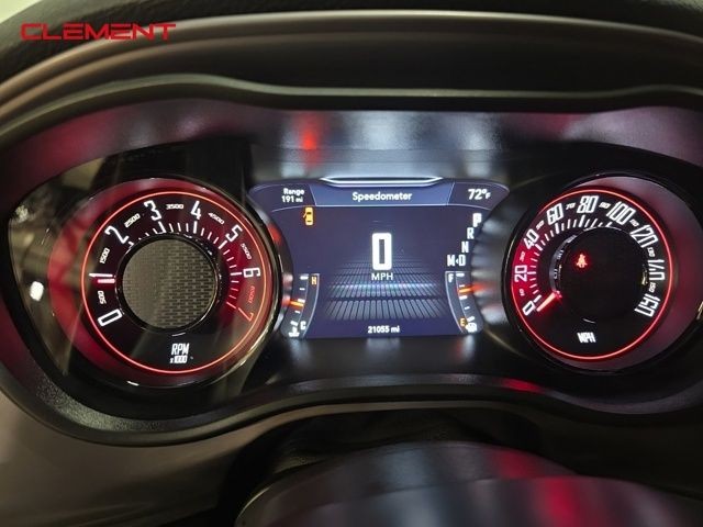 Dodge Challenger Vehicle Image 15