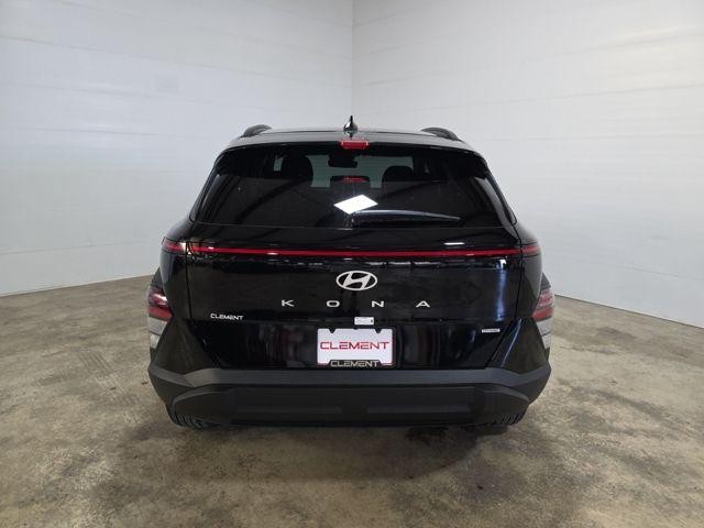 Hyundai Kona Vehicle Image 06