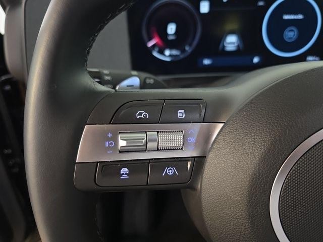 Hyundai Kona Vehicle Image 09