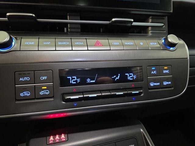 Hyundai Kona Vehicle Image 18