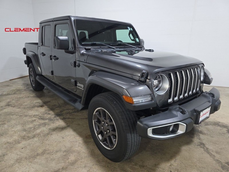 Jeep Gladiator Vehicle Image 03