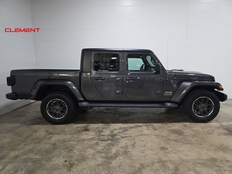 Jeep Gladiator Vehicle Image 05