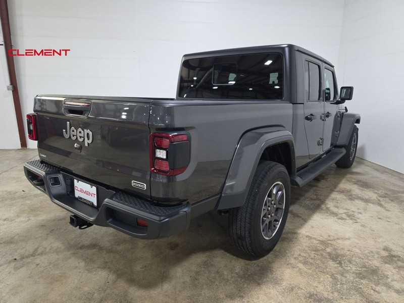 Jeep Gladiator Vehicle Image 06