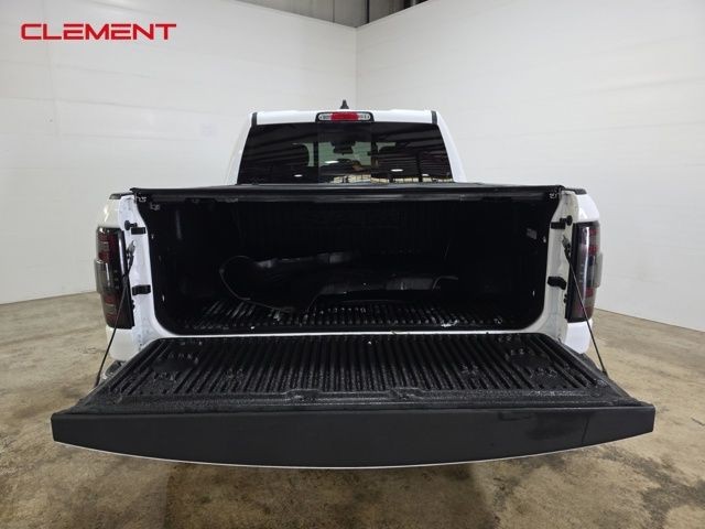 Ram 1500 Vehicle Image 11