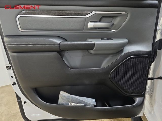 Ram 1500 Vehicle Image 26