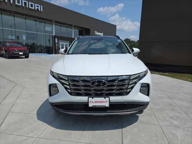 Hyundai Tucson Hybrid Vehicle Full-screen Gallery Image 2