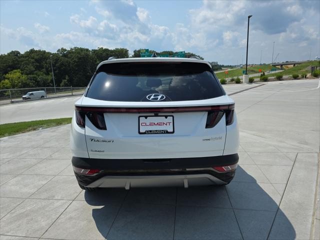 Hyundai Tucson Hybrid Vehicle Full-screen Gallery Image 7