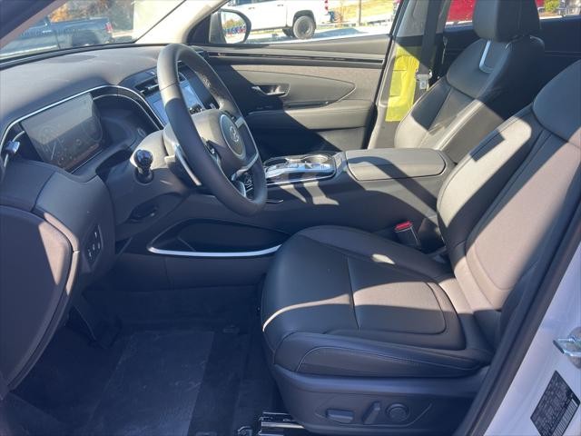 Hyundai Tucson Hybrid Vehicle Full-screen Gallery Image 27