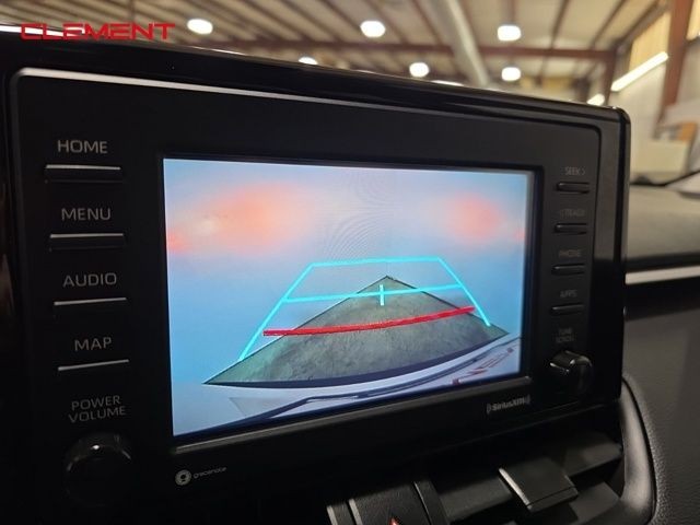 Toyota RAV4 Vehicle Image 16