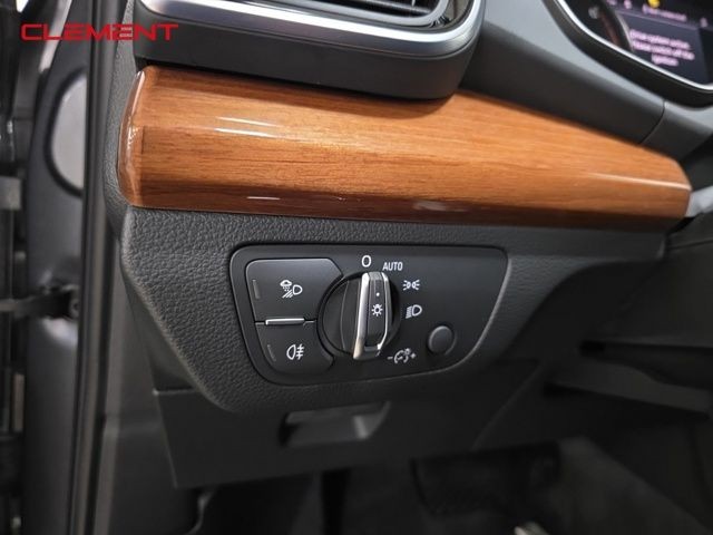 Audi Q5 Vehicle Image 10