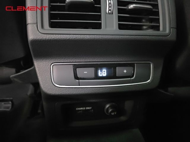 Audi Q5 Vehicle Image 32