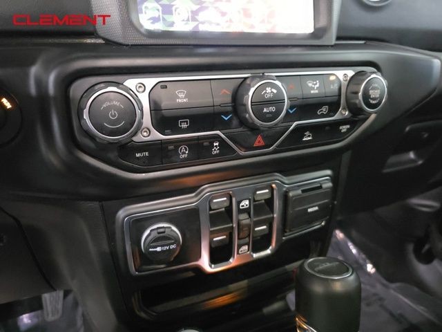 Jeep Gladiator Vehicle Image 20