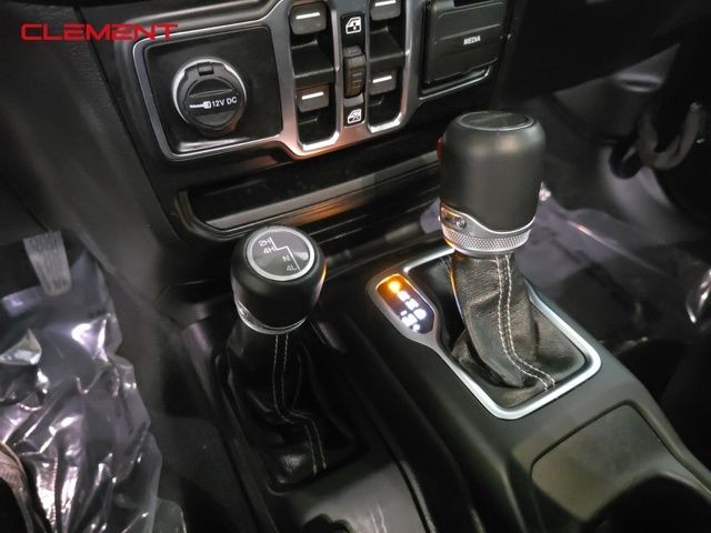 Jeep Gladiator Vehicle Image 21
