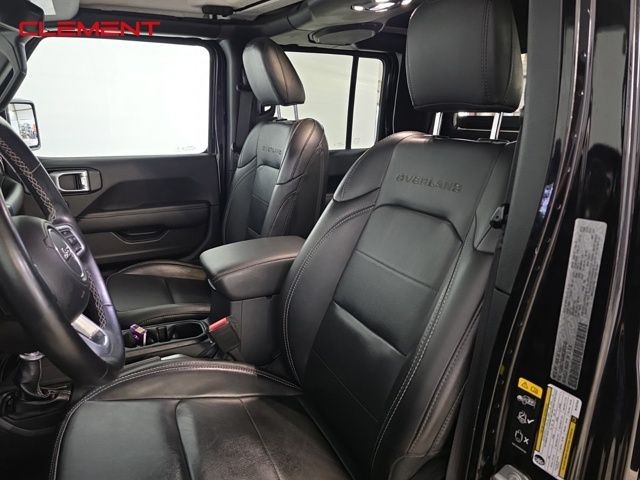 Jeep Gladiator Vehicle Image 24