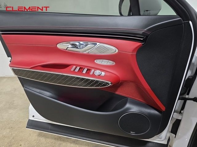 Genesis GV70 Vehicle Image 27