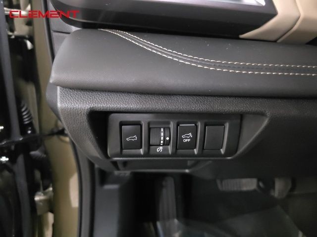 Subaru Outback Vehicle Image 11