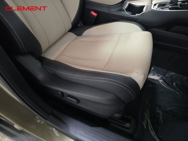 Subaru Outback Vehicle Image 33