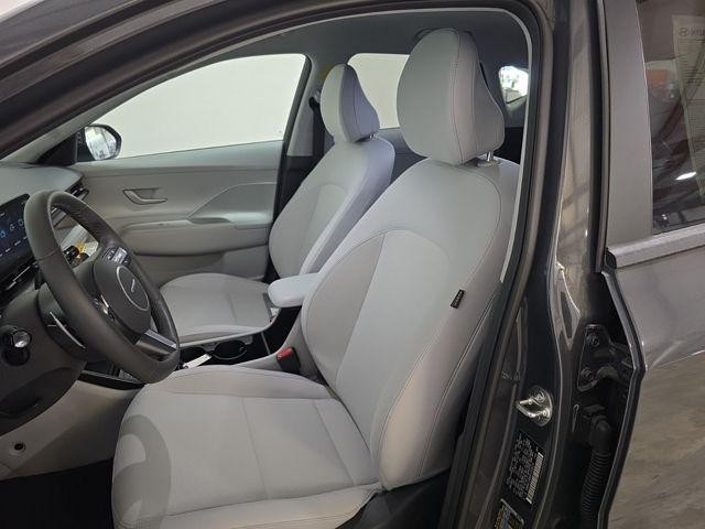 Hyundai Kona Vehicle Image 25