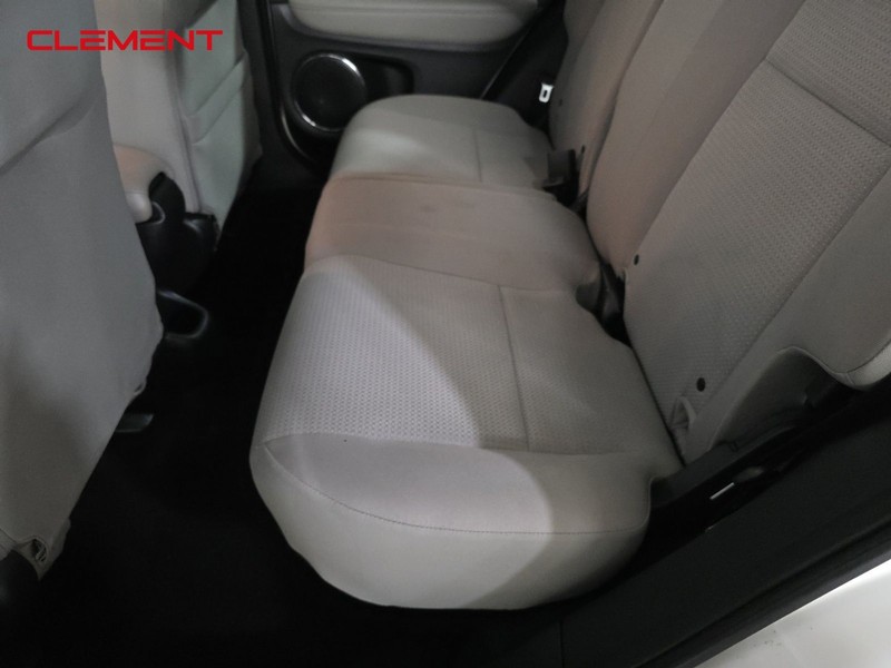 Honda HR-V Vehicle Image 29
