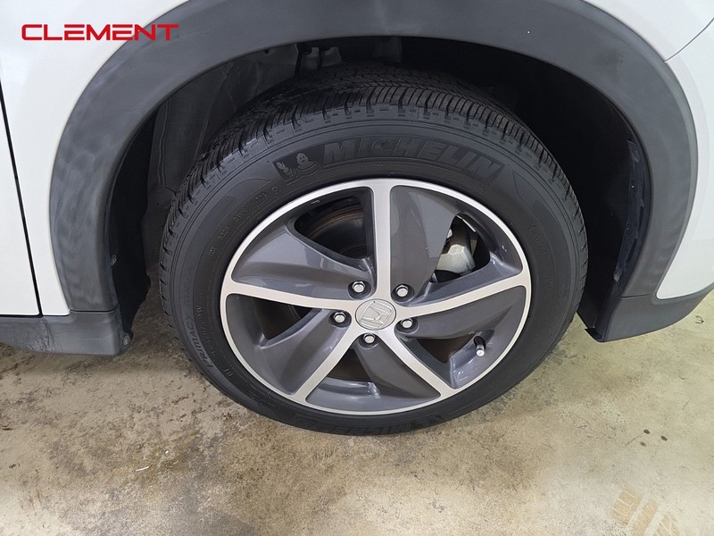 Honda HR-V Vehicle Image 35