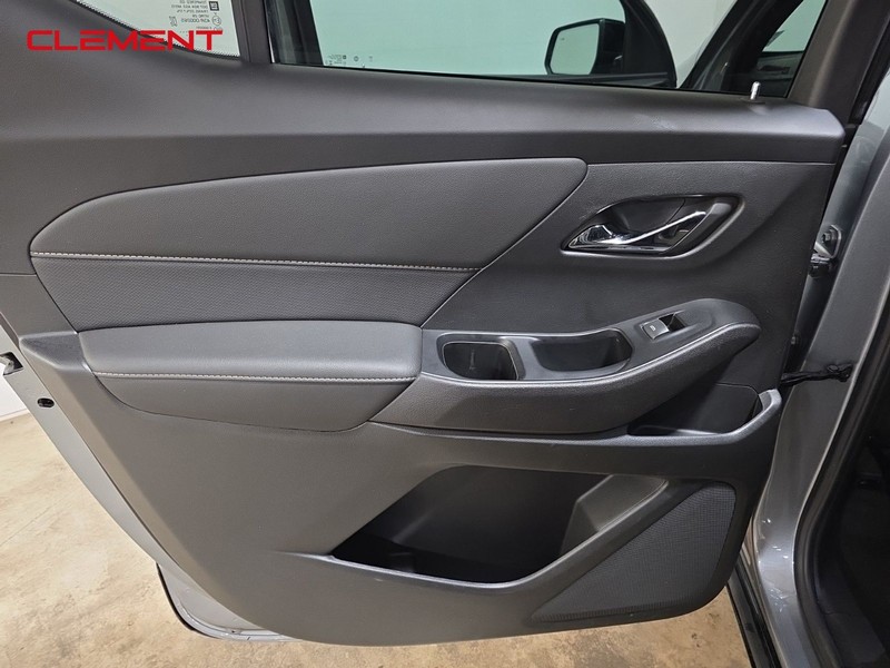 Chevrolet Traverse Vehicle Image 32