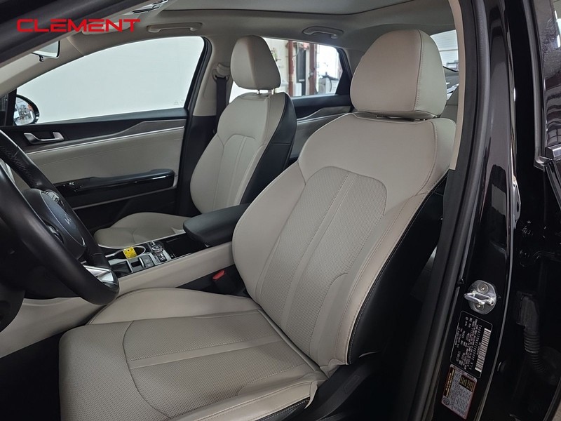 Kia K5 Vehicle Image 29