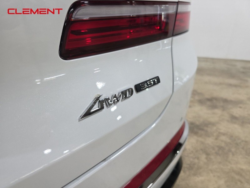 Genesis GV80 Vehicle Image 11
