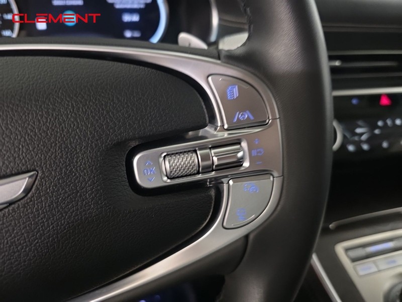 Genesis GV80 Vehicle Image 15