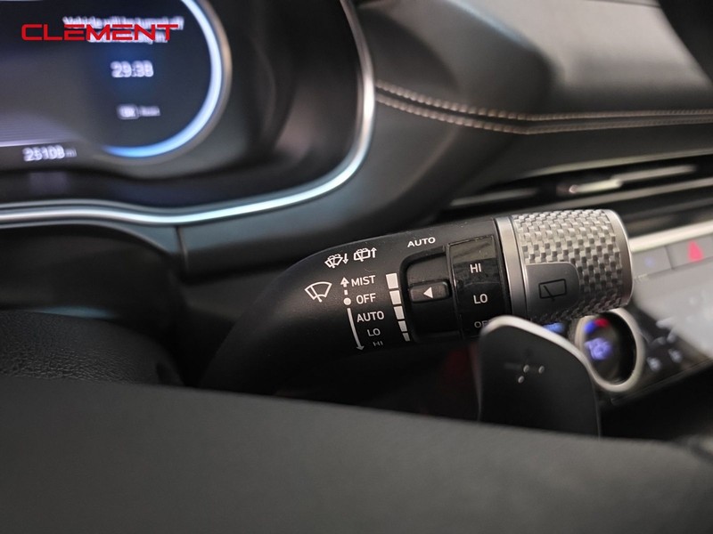 Genesis GV80 Vehicle Image 16
