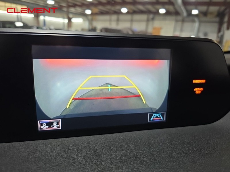 Lexus UX Vehicle Image 18