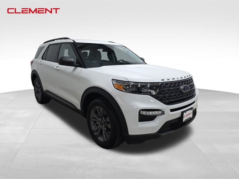 Ford Explorer Vehicle Image 03