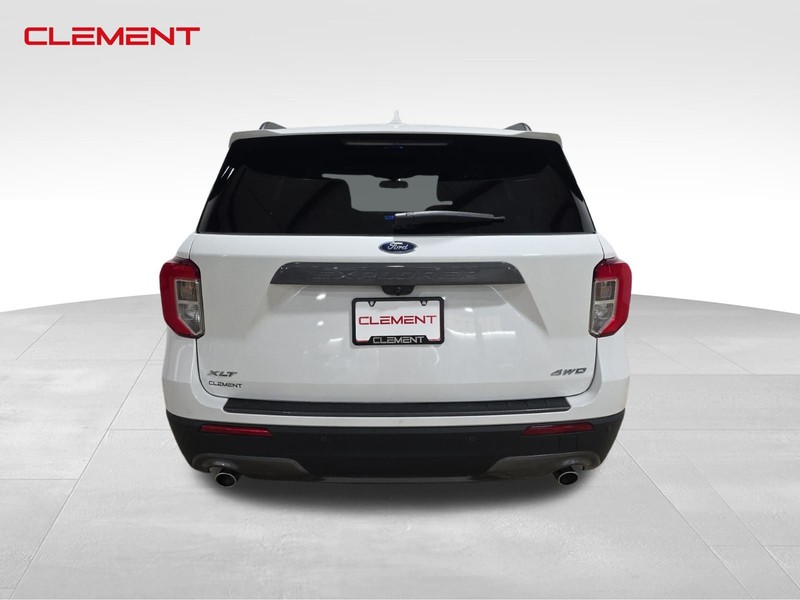 Ford Explorer Vehicle Image 08