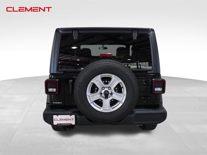 Jeep Wrangler Vehicle Image 08