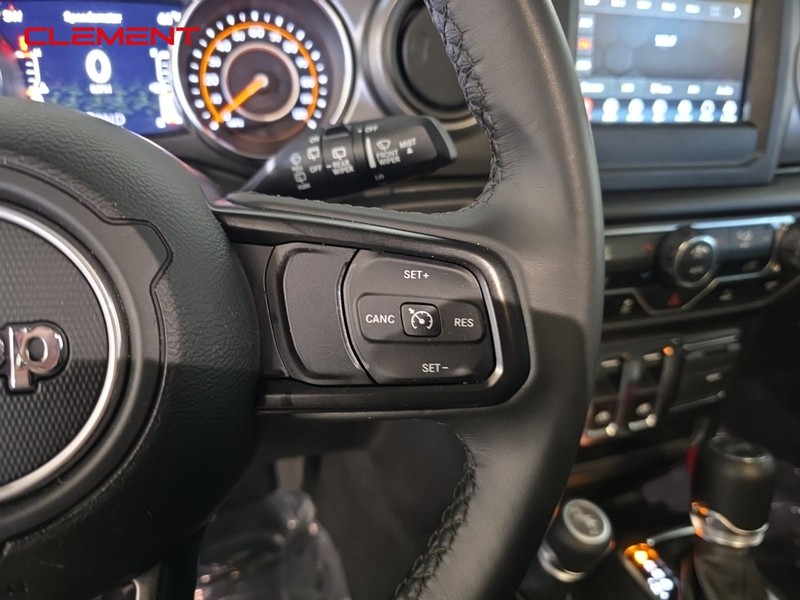 Jeep Wrangler Vehicle Image 16