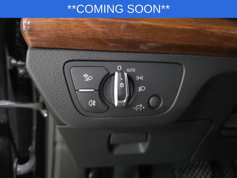 Audi Q5 Vehicle Image 10