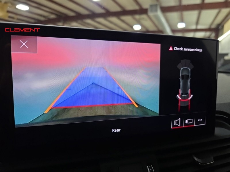 Audi Q5 Vehicle Image 15