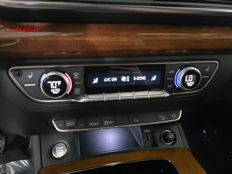 Audi Q5 Vehicle Image 16
