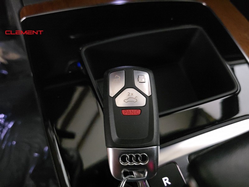 Audi Q5 Vehicle Image 18