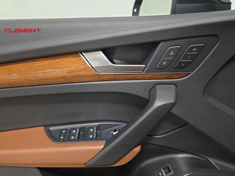 Audi Q5 Vehicle Image 21