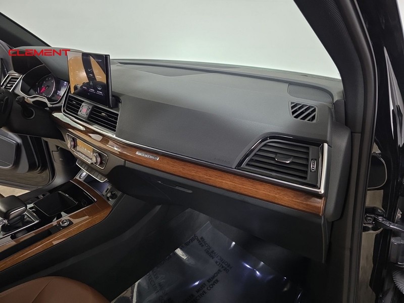 Audi Q5 Vehicle Image 30