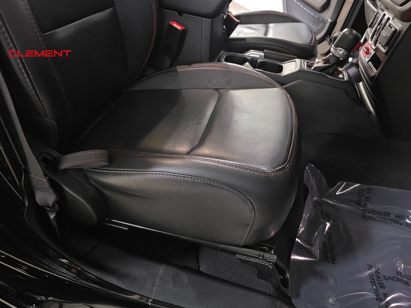 Jeep Wrangler Unlimited Vehicle Image 32