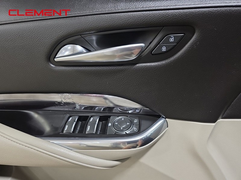 Cadillac XT4 Vehicle Image 21