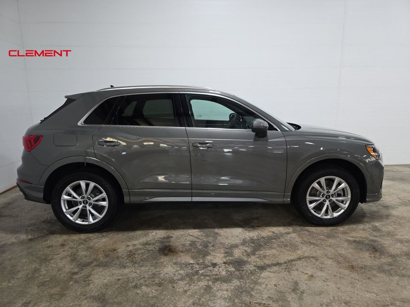 Audi Q3 Vehicle Image 04