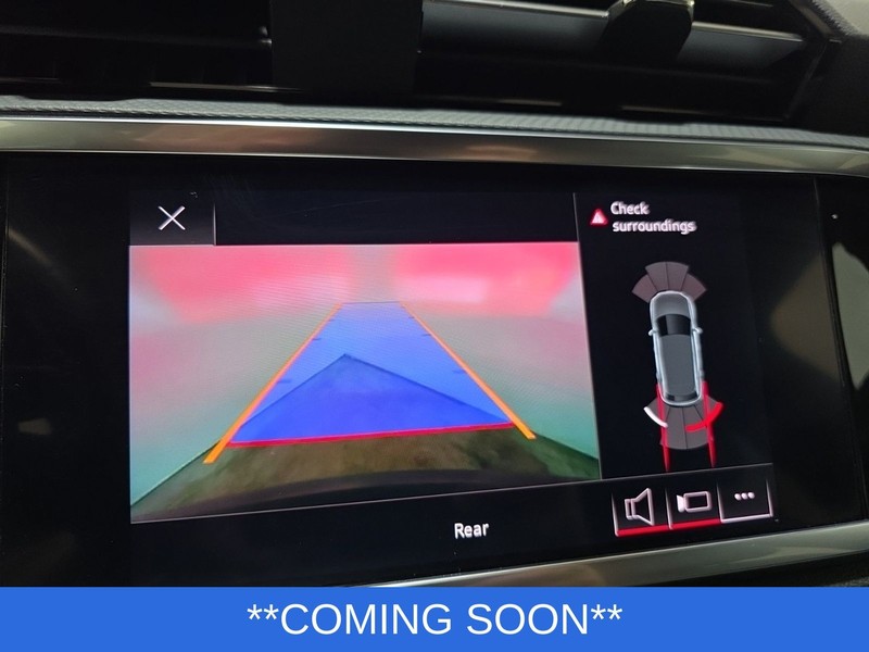 Audi Q3 Vehicle Image 16