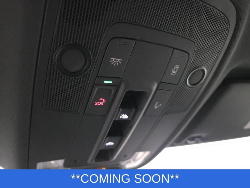 Audi Q3 Vehicle Image 21