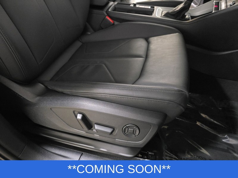Audi Q3 Vehicle Image 31