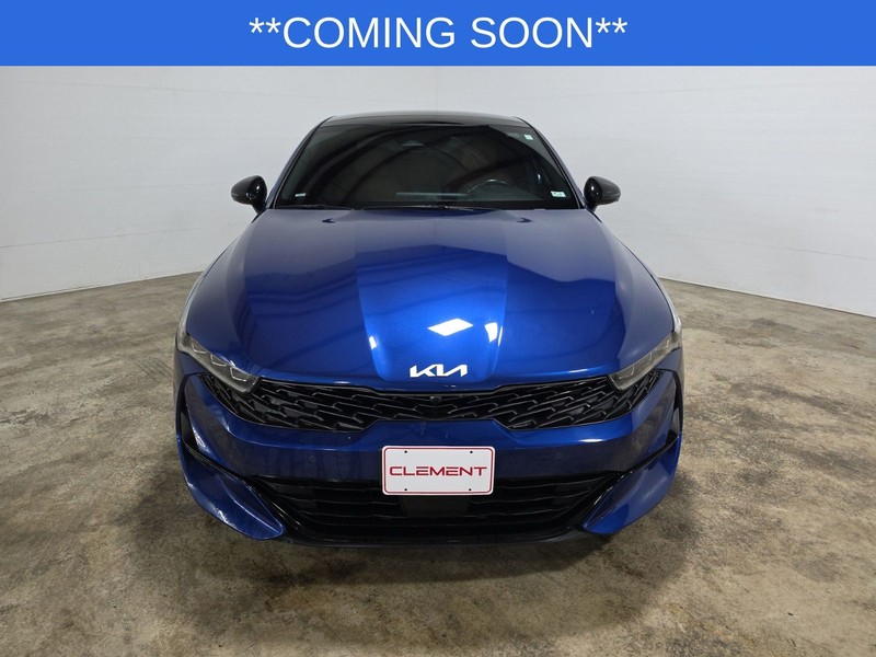 Kia K5 Vehicle Image 02